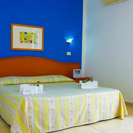 فندق Orchidea 3*