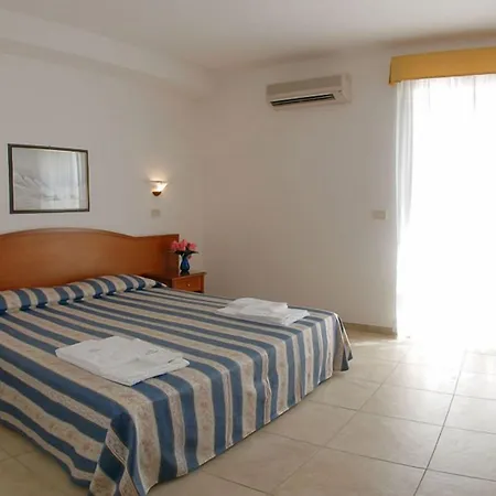 Orchidea فندق بيسْكيتْشّي