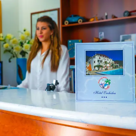 فندق Orchidea 3*