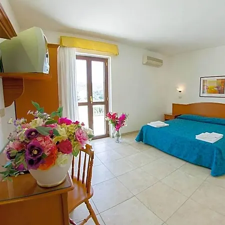 Orchidea Hotel 3*