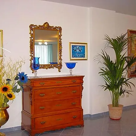 Orchidea Hotel 3*